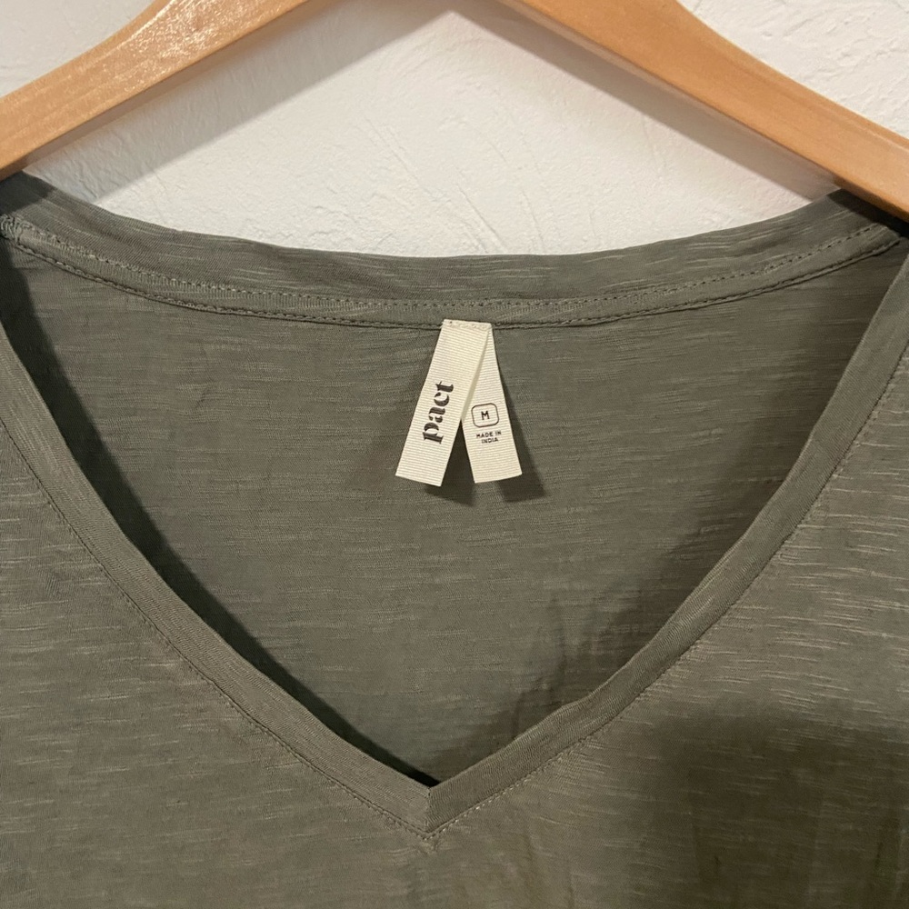 Pact V Neck tshirt - Picture 4 of 4